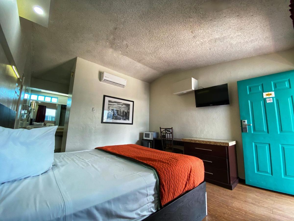 Real Inn De Tijuana Exterior foto