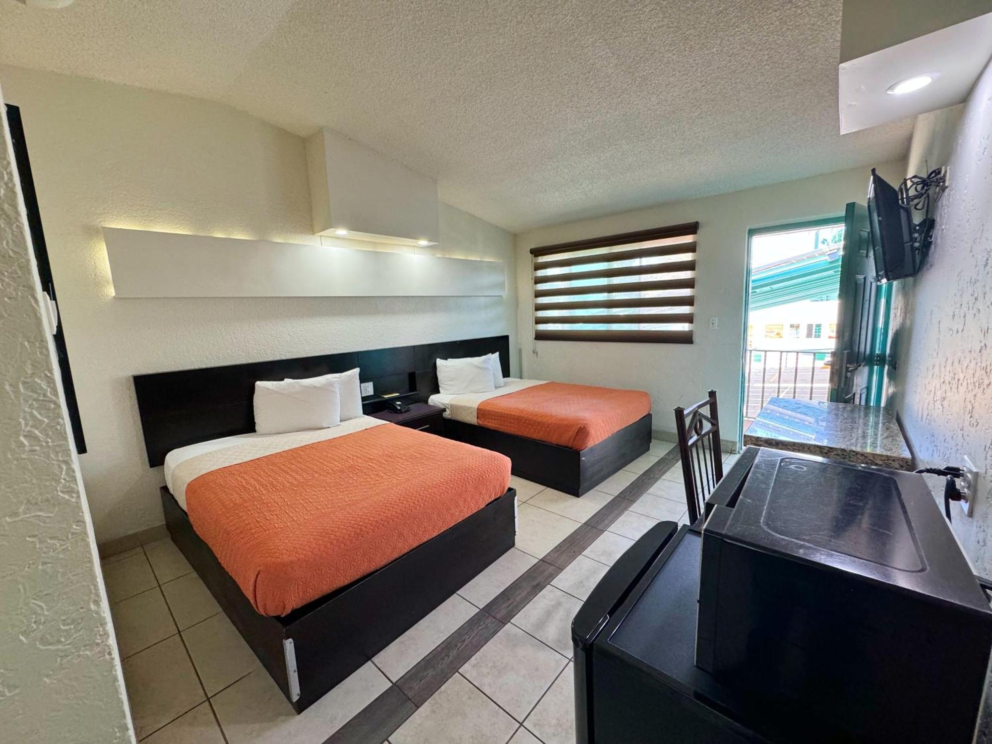 Real Inn De Tijuana Exterior foto