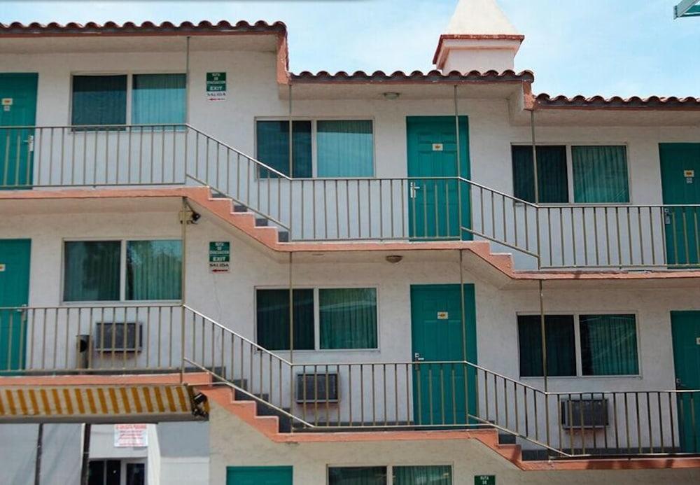 Real Inn De Tijuana Exterior foto